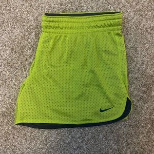 Women’s small Nike Dri Fit shorts
